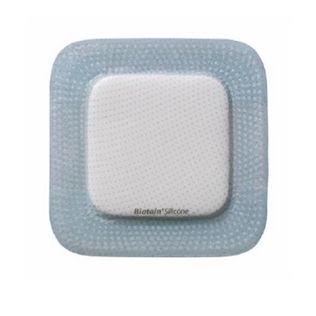 MEDICAZIONE BIATAIN IN SCHIUMA DI POLIURETANO CON BORDO ADESIVO IN SILICONE 10X20 CM 5 PEZZI